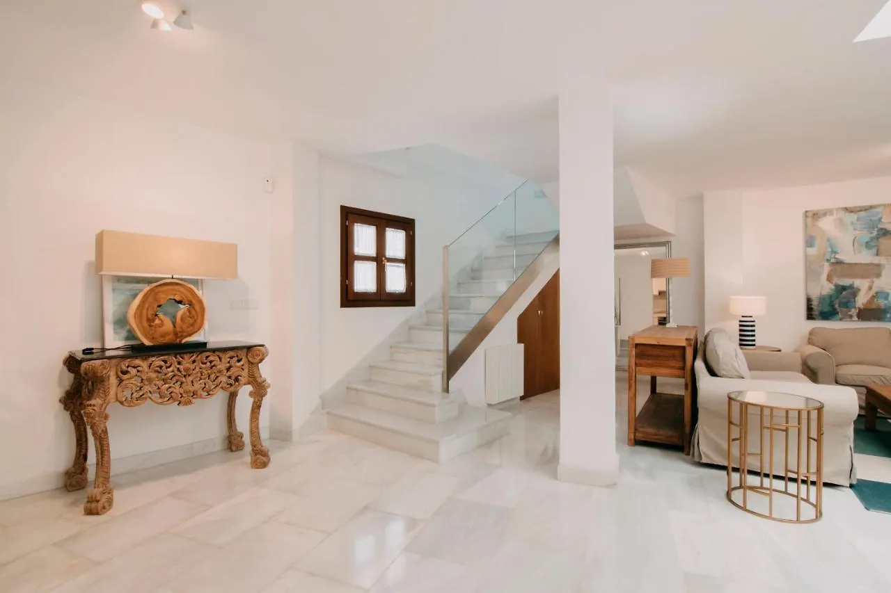 Tuguest Alhambra House Apartment Granada Spain